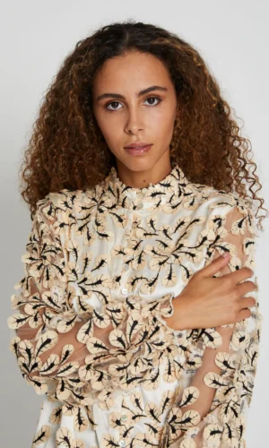 BouvardiaBBMeasa_shirt-Shirts-BBW4051-Peach_feather-1