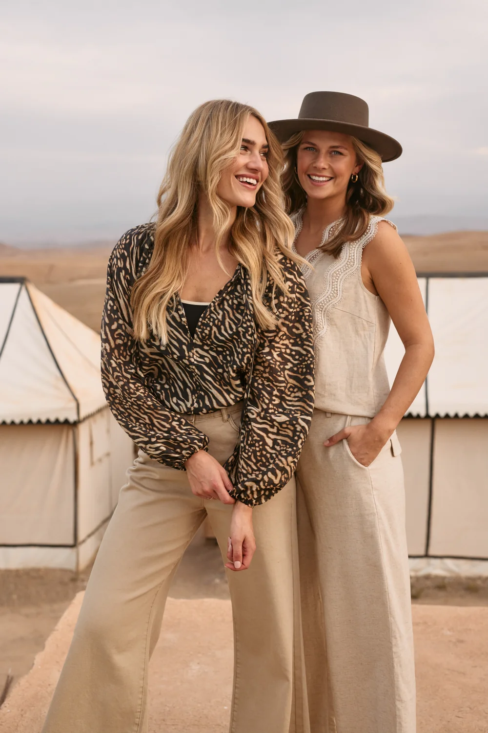 Nukus Blouse Yoni NKS02092 Black/Sand - Afbeelding 2