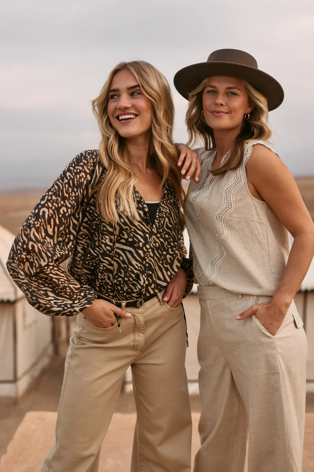 Nukus Blouse Yoni NKS02092 Black/Sand