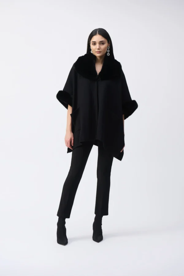 Joseph Ribkoff Brushed Jacquard Faux Fur Cape 243930F2 Zwart - Afbeelding 2