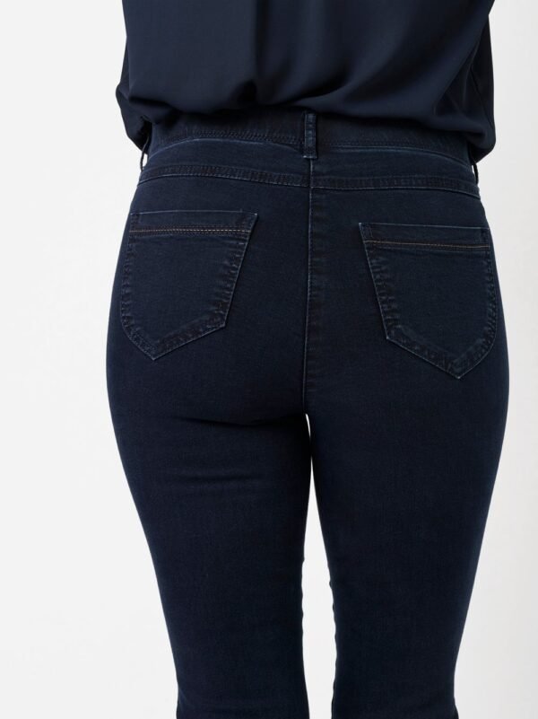 Toni Relaxed Bootcut Jeans 21-312843-26 Dark Blue - Afbeelding 3