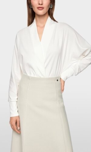 Marc Cain Vrouwelijk Shirt V-hals ZC4818J14 Off White